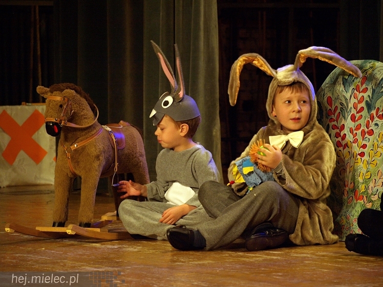 XIV Przegląd Dziecięcych Grup Teatralnych SCENAŻERIA