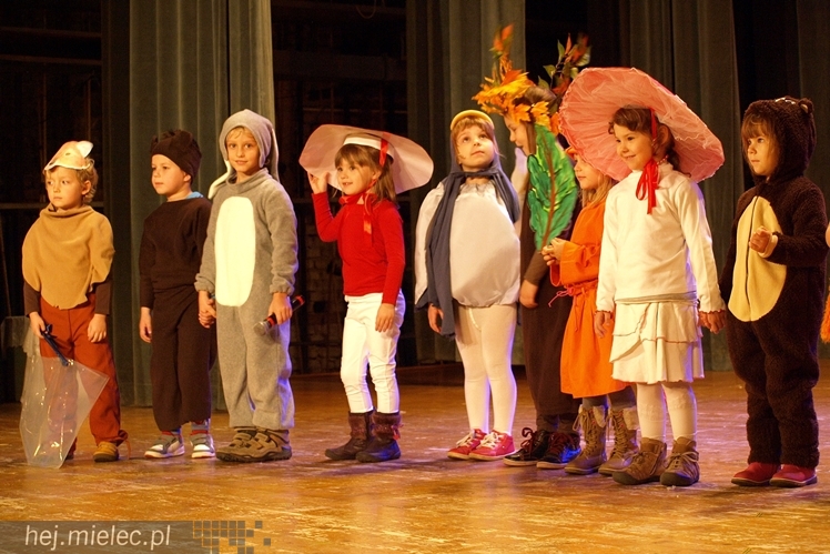 XIV Przegląd Dziecięcych Grup Teatralnych SCENAŻERIA