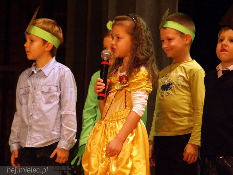 XIV Przegląd Dziecięcych Grup Teatralnych SCENAŻERIA