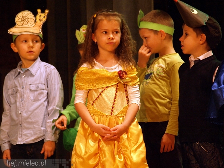 XIV Przegląd Dziecięcych Grup Teatralnych SCENAŻERIA