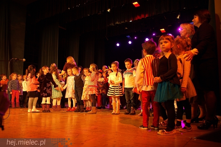 XIV Przegląd Dziecięcych Grup Teatralnych SCENAŻERIA