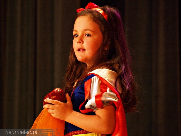XIV Przegląd Dziecięcych Grup Teatralnych SCENAŻERIA