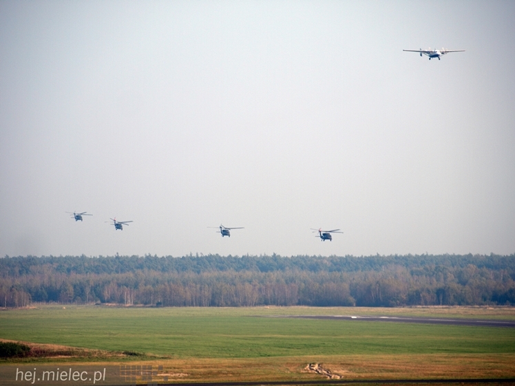 Z Mielca odleciały cztery śmigłowce Black Hawk. Będą służyć tureckiej policji