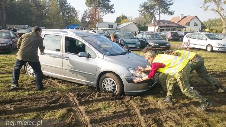 Dzień Wszystkich Świętych na Cmentarzy Komunalnym