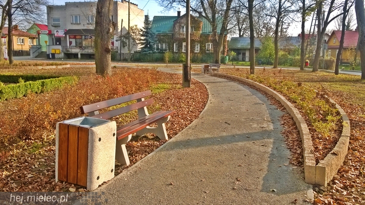 Rynek Rzochowski zyskał nowy wygląd [FOTO]