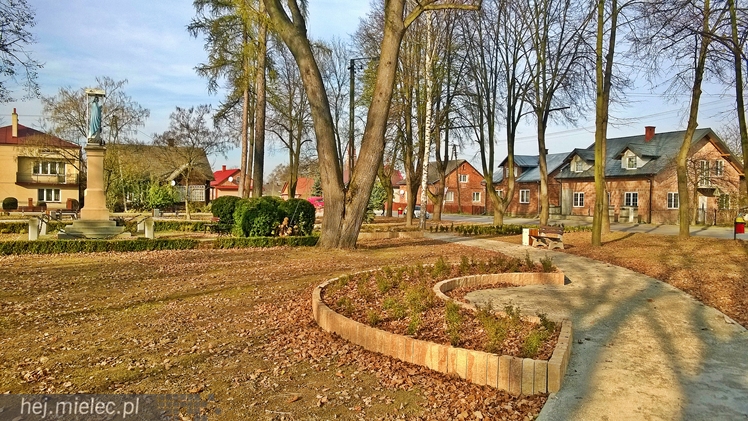 Rynek Rzochowski zyskał nowy wygląd [FOTO]