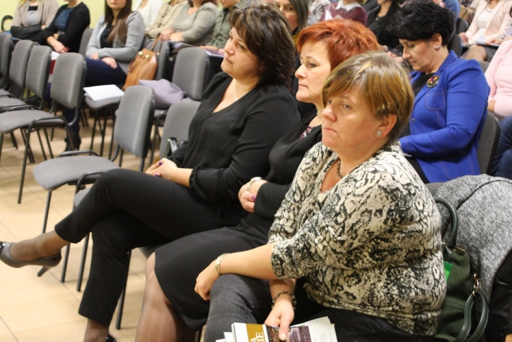 ?Trzeba być czujnym?? i wspierać. Konferencja przeciw wykluczeniu osób z upośledzeniem w SOSW