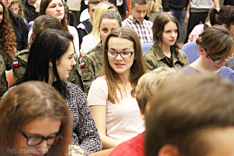 Dyktando Niepodległościowe na 96. Narodowe Święto Niepodległości