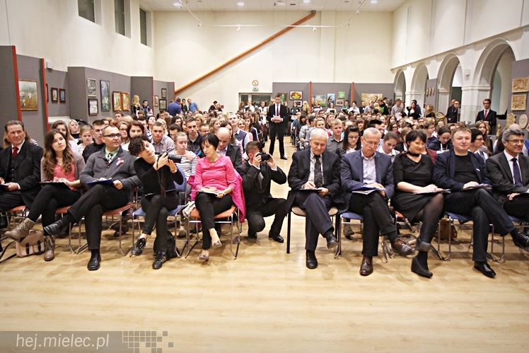 Dyktando Niepodległościowe na 96. Narodowe Święto Niepodległości