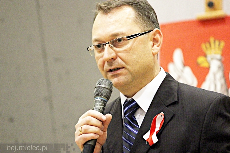 Dyktando Niepodległościowe na 96. Narodowe Święto Niepodległości