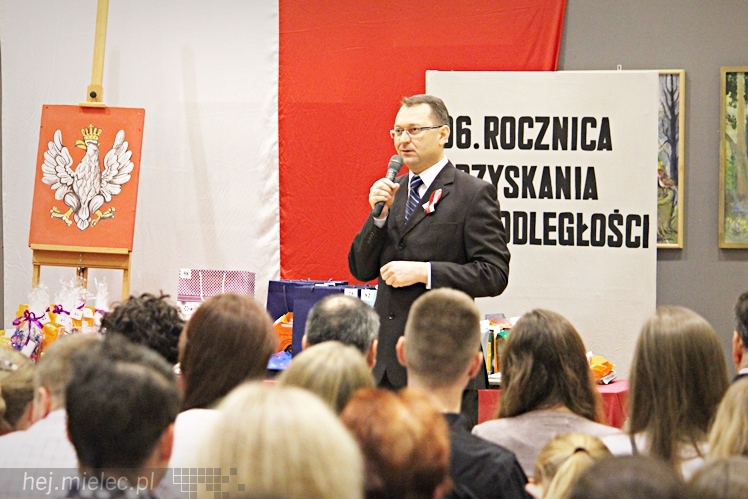 Dyktando Niepodległościowe na 96. Narodowe Święto Niepodległości