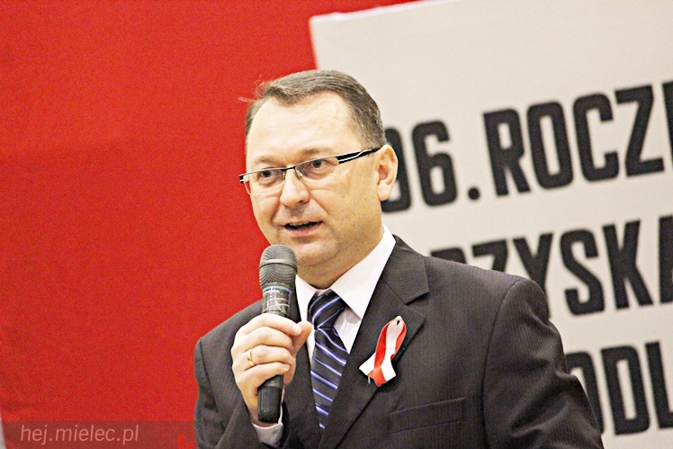 Dyktando Niepodległościowe na 96. Narodowe Święto Niepodległości