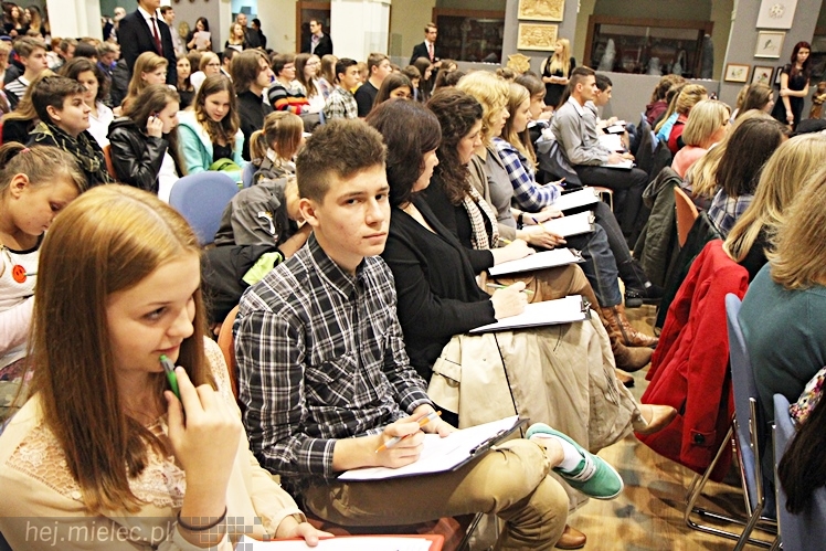 Dyktando Niepodległościowe na 96. Narodowe Święto Niepodległości