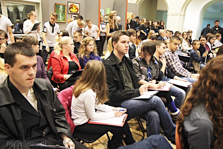 Dyktando Niepodległościowe na 96. Narodowe Święto Niepodległości