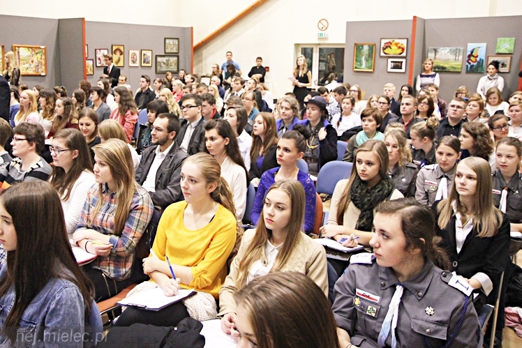 Dyktando Niepodległościowe na 96. Narodowe Święto Niepodległości