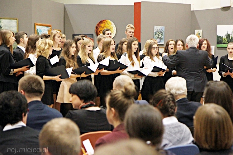 Dyktando Niepodległościowe na 96. Narodowe Święto Niepodległości