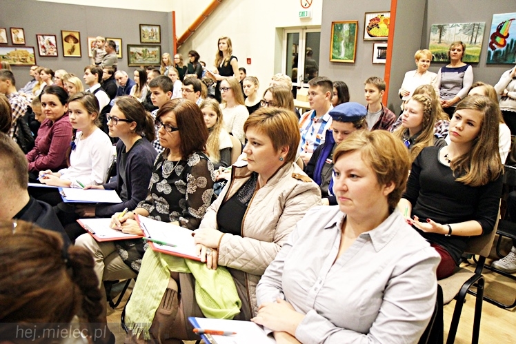 Dyktando Niepodległościowe na 96. Narodowe Święto Niepodległości