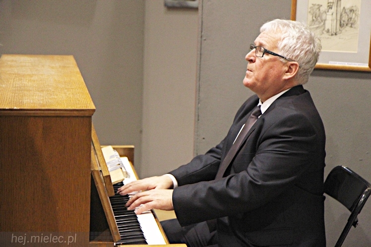 Dyktando Niepodległościowe na 96. Narodowe Święto Niepodległości