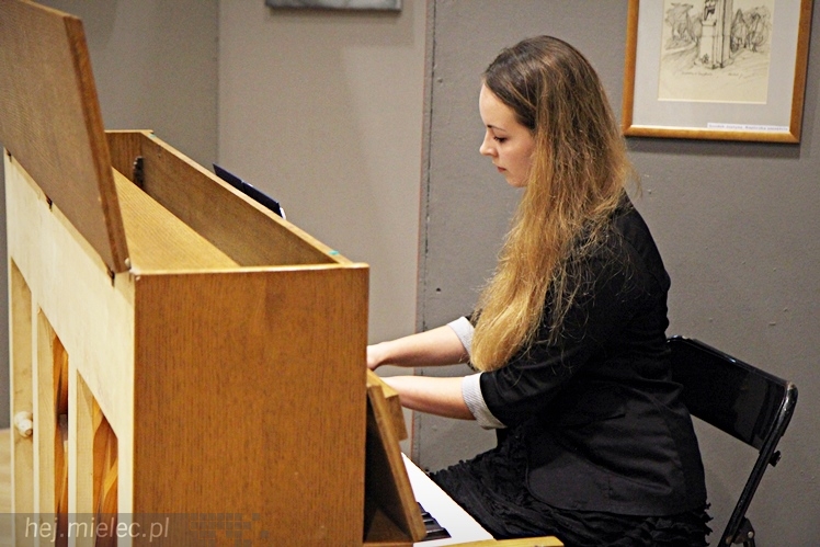 Dyktando Niepodległościowe na 96. Narodowe Święto Niepodległości