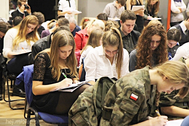 Dyktando Niepodległościowe na 96. Narodowe Święto Niepodległości