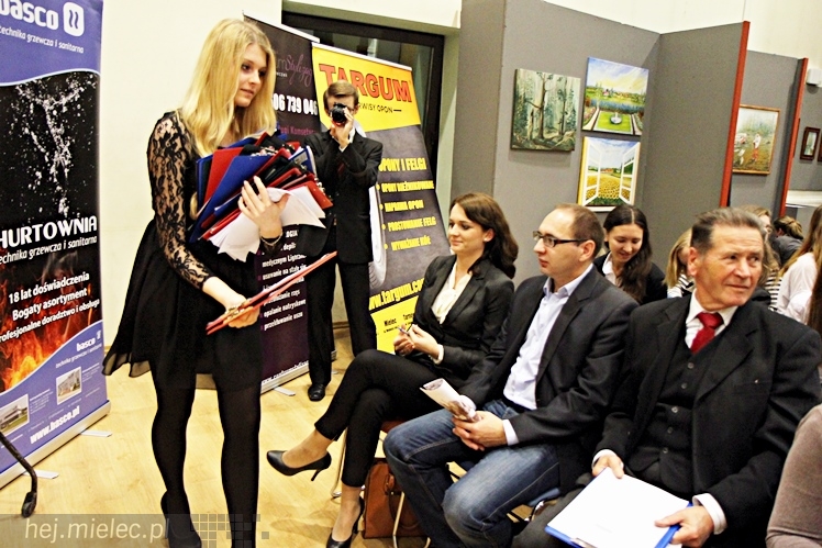 Dyktando Niepodległościowe na 96. Narodowe Święto Niepodległości