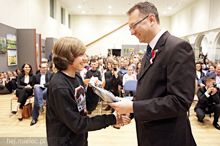 Dyktando Niepodległościowe na 96. Narodowe Święto Niepodległości