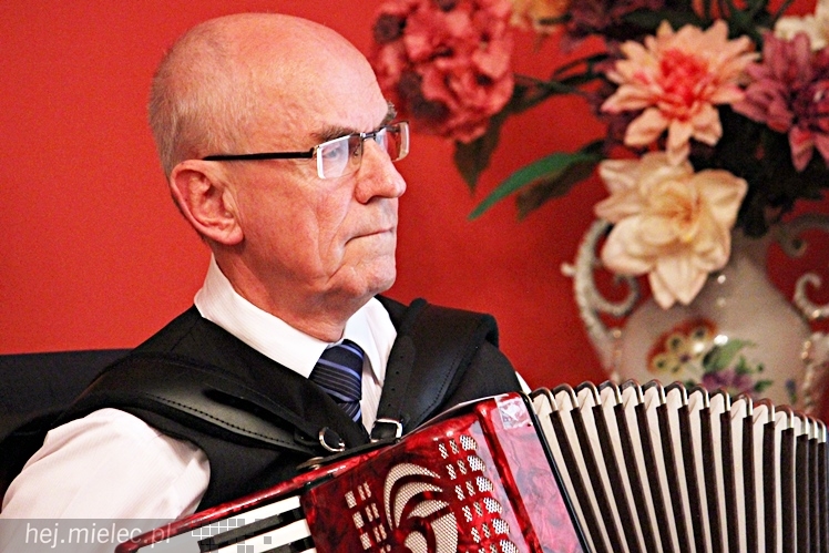 Tradycyjne śpiewanki historyczne - w 100. rocznicę powstania Legionów Polskich