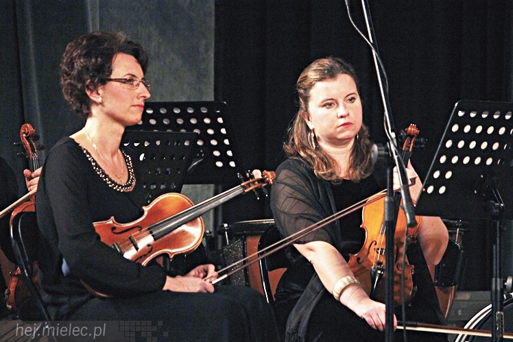 Koncert Niepodległościowy 2014 Mieleckiej Orkiestry Kameralnej