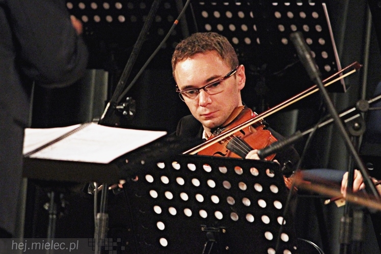 Koncert Niepodległościowy 2014 Mieleckiej Orkiestry Kameralnej