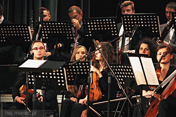Koncert Niepodległościowy 2014 Mieleckiej Orkiestry Kameralnej
