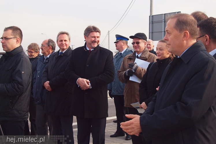 Most na Wiśle oficjalnie otwarty. ?To historyczna chwila dla obu regionów?
