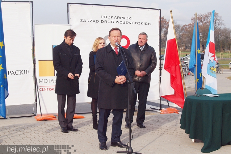 Most na Wiśle oficjalnie otwarty. ?To historyczna chwila dla obu regionów?