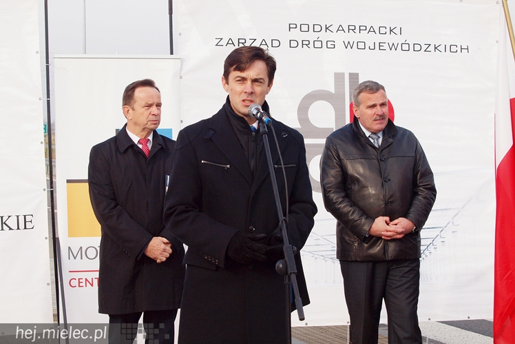 Most na Wiśle oficjalnie otwarty. ?To historyczna chwila dla obu regionów?