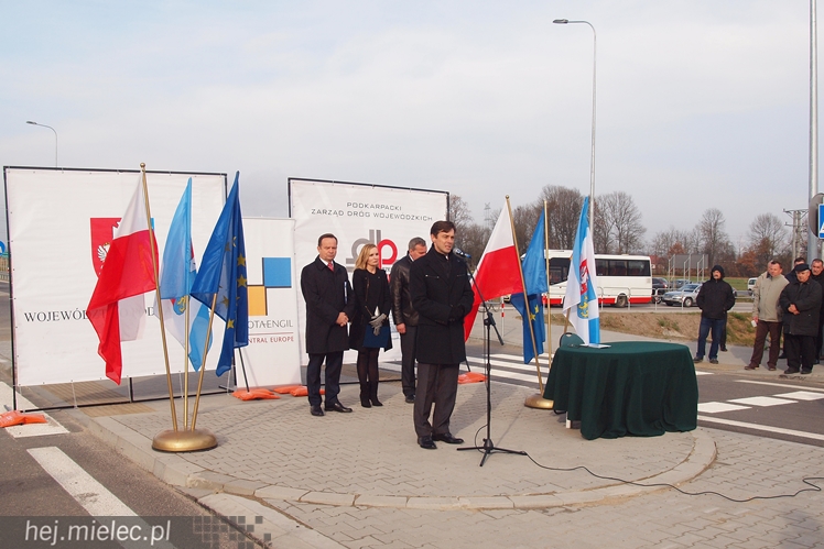 Most na Wiśle oficjalnie otwarty. ?To historyczna chwila dla obu regionów?