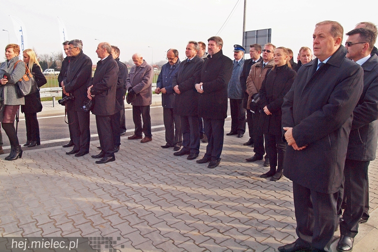 Most na Wiśle oficjalnie otwarty. ?To historyczna chwila dla obu regionów?