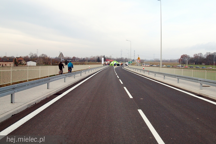 Most na Wiśle oficjalnie otwarty. ?To historyczna chwila dla obu regionów?