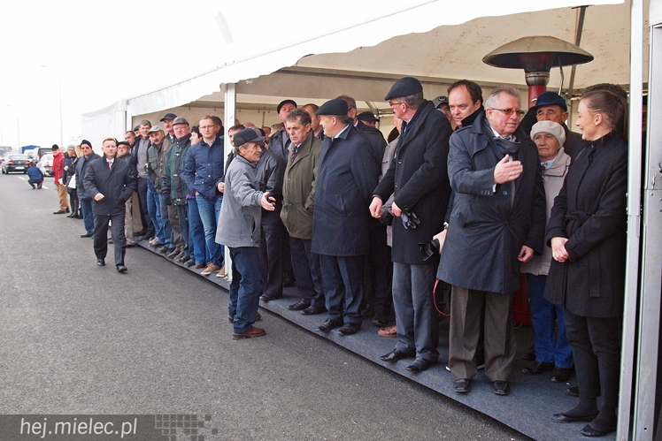 Most na Wiśle oficjalnie otwarty. ?To historyczna chwila dla obu regionów?