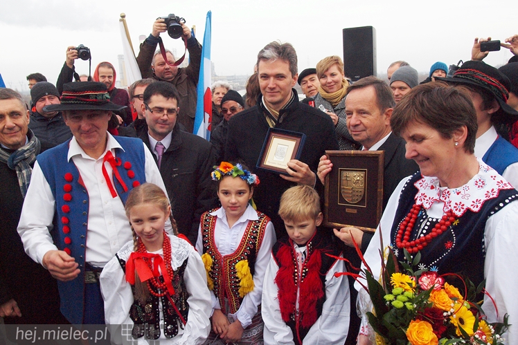 Most na Wiśle oficjalnie otwarty. ?To historyczna chwila dla obu regionów?