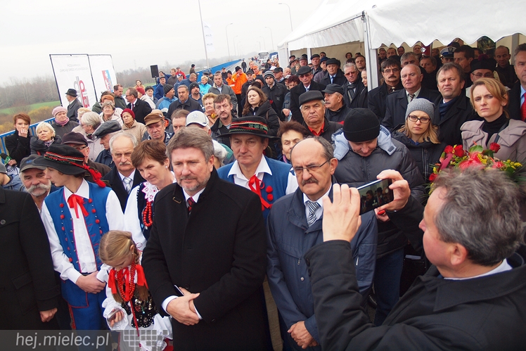 Most na Wiśle oficjalnie otwarty. ?To historyczna chwila dla obu regionów?