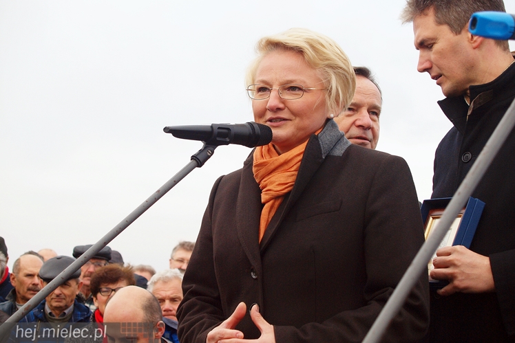 Most na Wiśle oficjalnie otwarty. ?To historyczna chwila dla obu regionów?