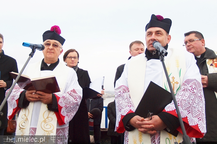 Most na Wiśle oficjalnie otwarty. ?To historyczna chwila dla obu regionów?