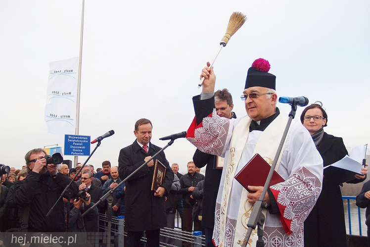 Most na Wiśle oficjalnie otwarty. ?To historyczna chwila dla obu regionów?