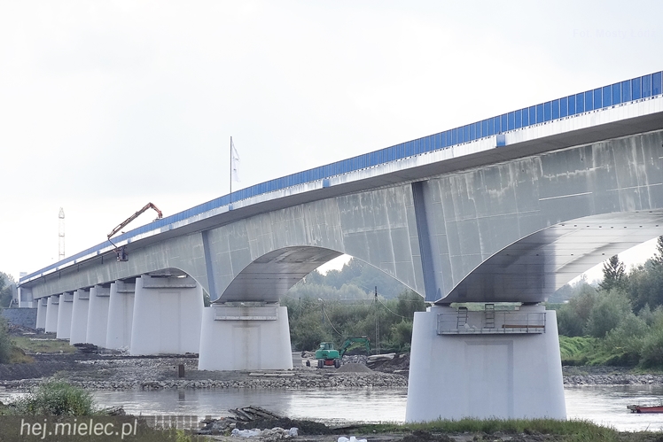 Most na Wiśle oficjalnie otwarty. ?To historyczna chwila dla obu regionów?