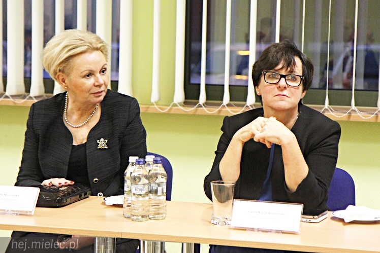 Minister edukacji narodowej Joanna Kluzik-Rostkowska w Mielcu