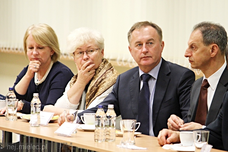 Minister edukacji narodowej Joanna Kluzik-Rostkowska w Mielcu