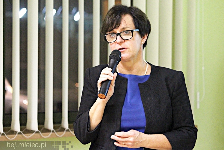 Minister edukacji narodowej Joanna Kluzik-Rostkowska w Mielcu