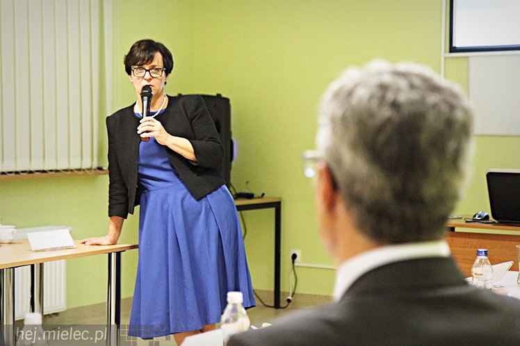 Minister edukacji narodowej Joanna Kluzik-Rostkowska w Mielcu