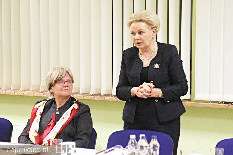 Minister edukacji narodowej Joanna Kluzik-Rostkowska w Mielcu