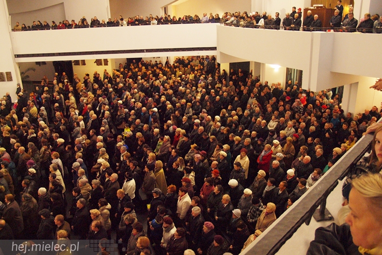 Peregrynacja Obrazu Jezusa Miłosiernego oraz relikwii św. Siostry Faustyny i św. Jana Pawła II