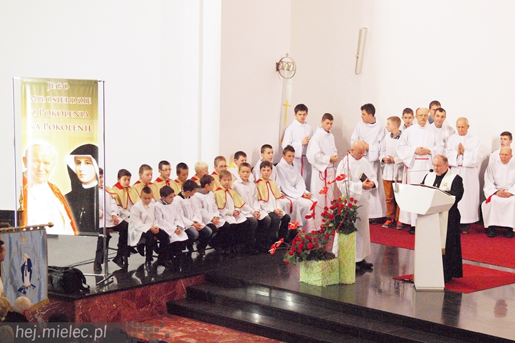 Peregrynacja Obrazu Jezusa Miłosiernego oraz relikwii św. Siostry Faustyny i św. Jana Pawła II